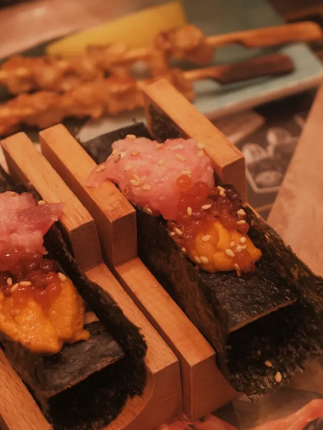 鱈魚乾海膽吞拿魚蓉TACO