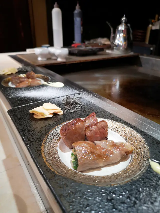 鹿兒島霜降和牛薄燒和厚燒