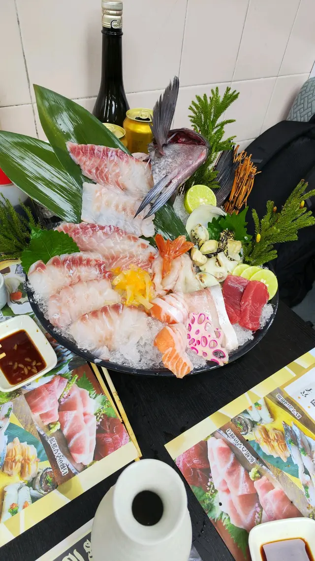 池魚原條刺身