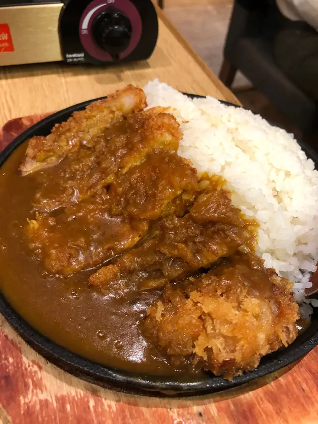 咖哩吉列猪扒饭