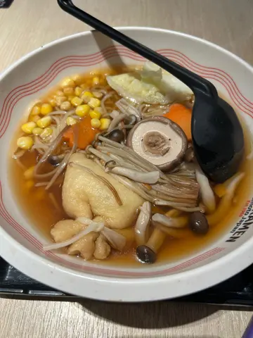 野菌酱油拉面