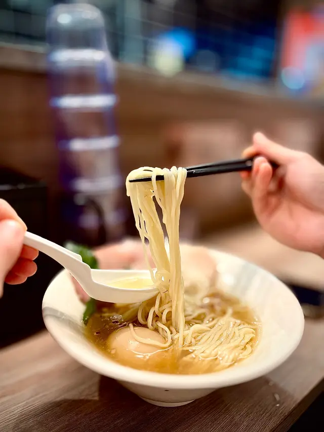 地雞鹽味拉麵