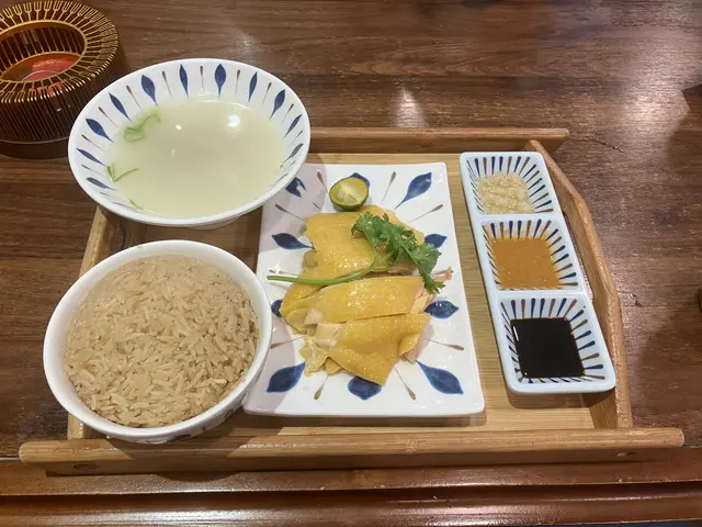 招牌海南雞飯