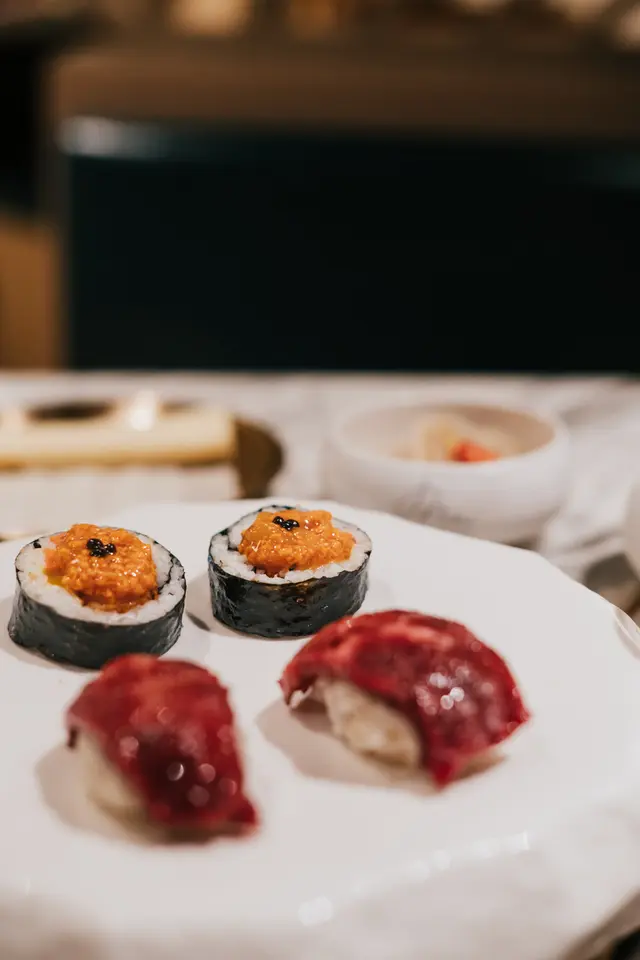 海膽炸蝦飯卷