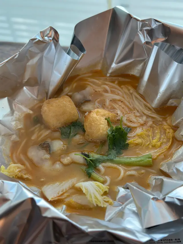 招牌沙嗲粉絲配無骨魚片