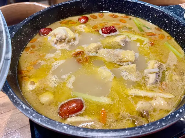 藥膳花雕醉雞