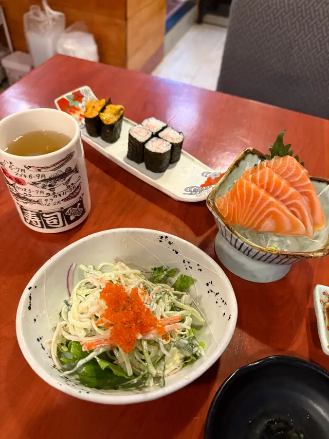 單點  再後加一份三文魚刺身  埋單$180