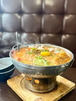 Thai Suki 海鮮媽媽麵