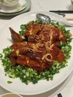 客家葱油脆皮炸子鸡