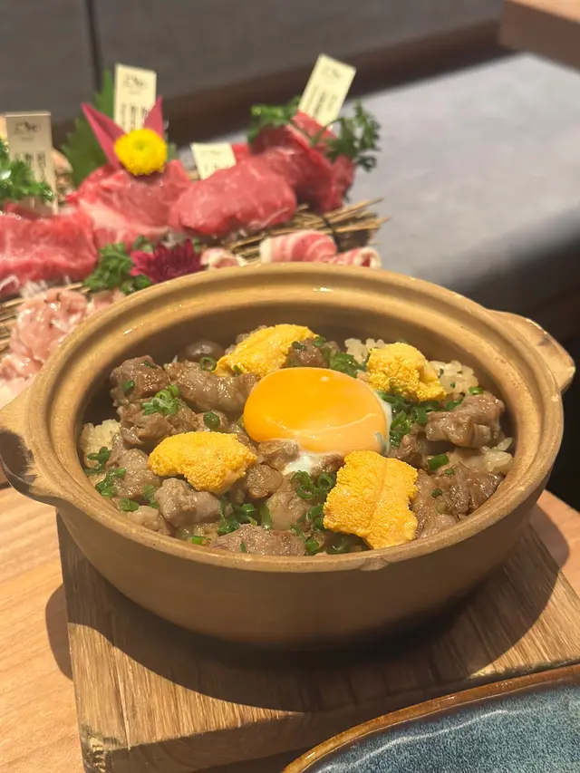 海膽和牛煲仔飯