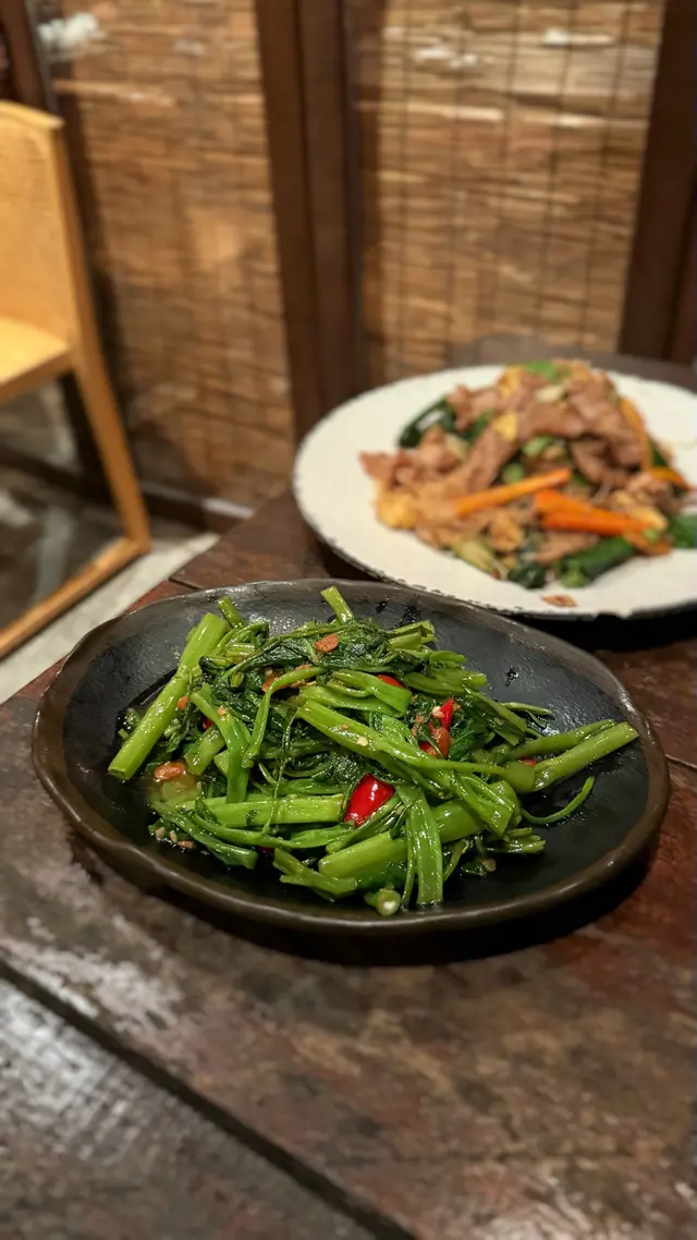 馬拉盞炒通菜