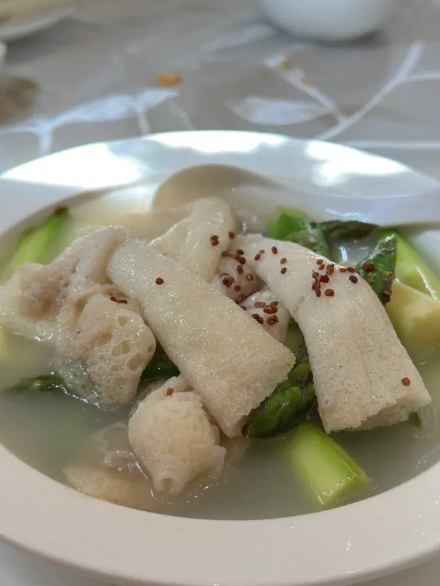 靚竹笙米湯浸鮮蘆筍