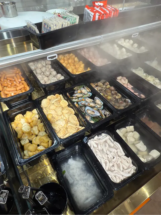 #香港美食 #FoodieLife #牛牛鮮 #火鍋放題 #潮汕牛肉火鍋 #潮汕牛肉火鍋放題 #蕃薯妹周圍食 