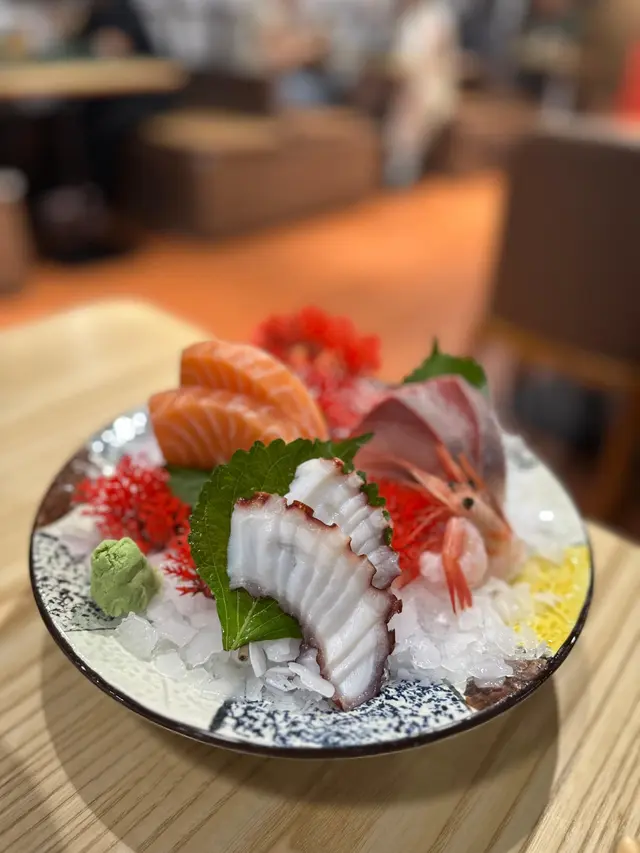 刺身四品盛