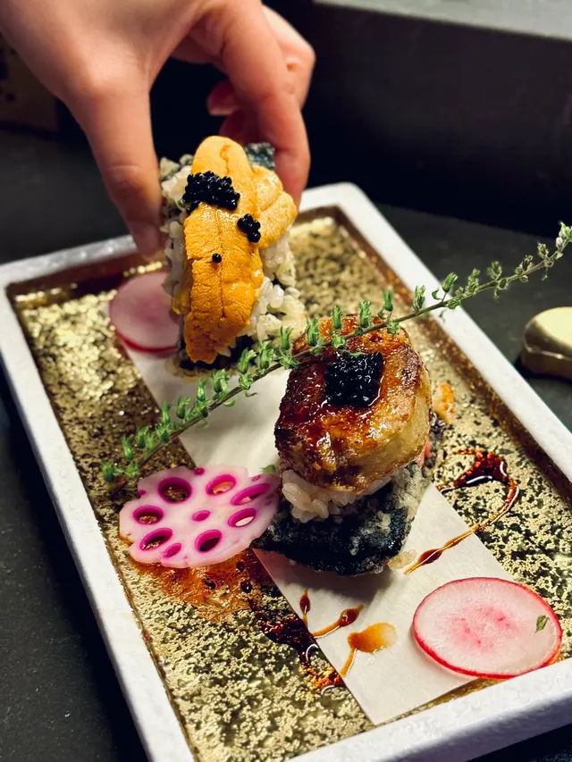 海膽拖羅蓉千層脆脆