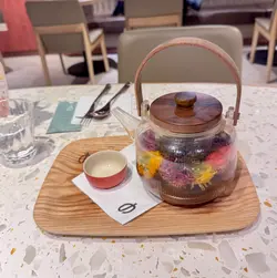人見人愛花茶