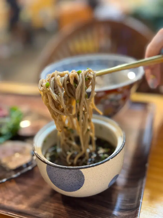 慢煮鴨胸蕎麥沾麵 配秘製阿薩姆紅茶湯