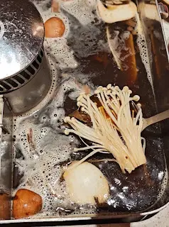 菌湯火鍋