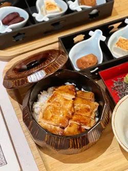 雞肉三吃定食