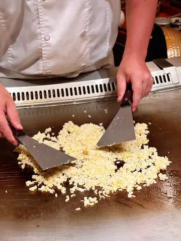 铁板蒜香炒饭