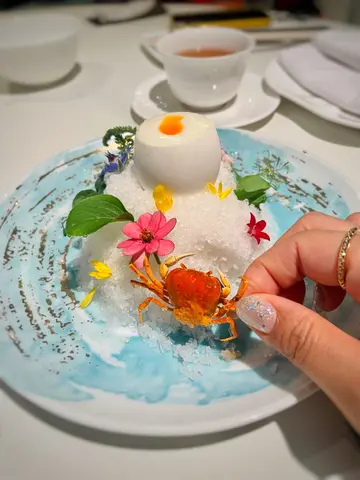 花雕蛋白配白泡