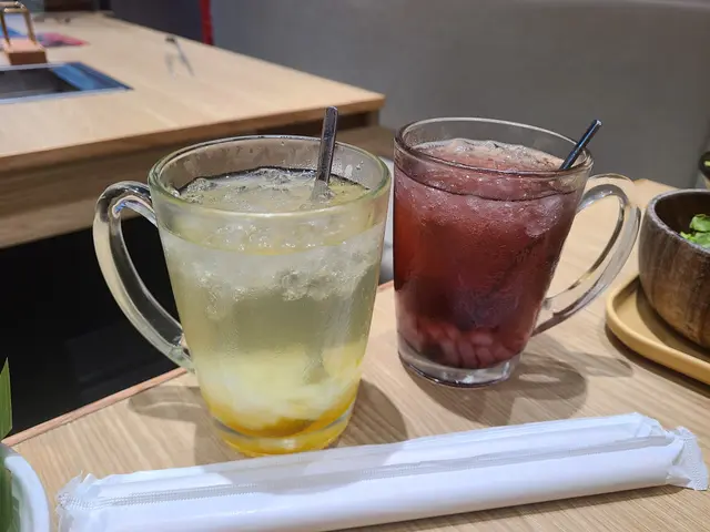 菠蘿特飲,巨峰特飲