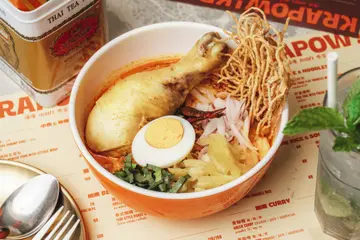 泰北咖喱鸡金蛋面