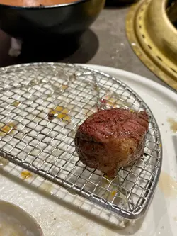 霜降一口牛