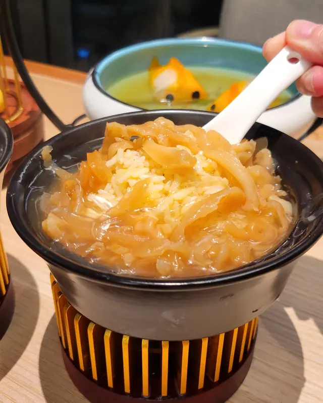 魚翅撈飯