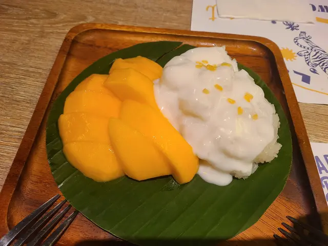 芒果梛汁糯米飯 