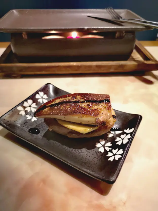 焦糖青蘋果鵝肝多士