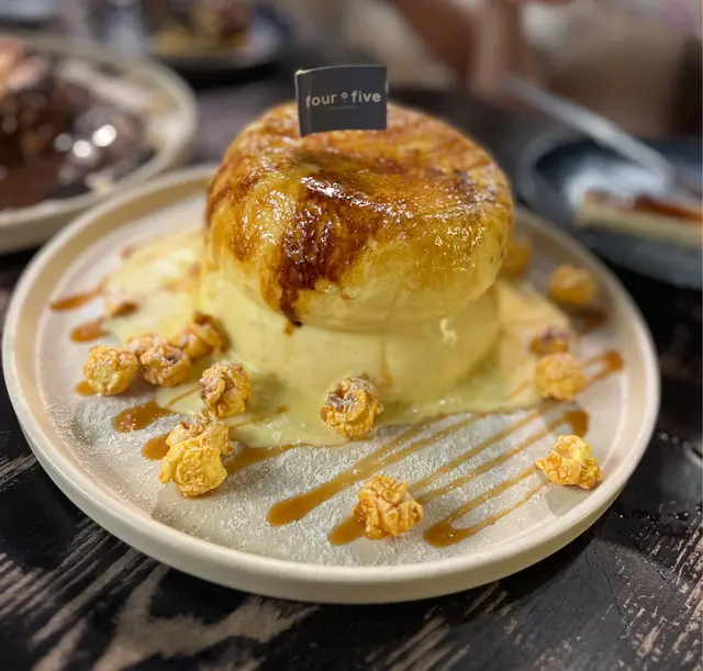 吉士焦糖梳乎厘班戟