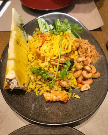 菠蘿海鮮炒飯