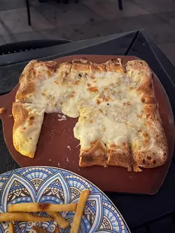 Weird  four  cheese  pizza  