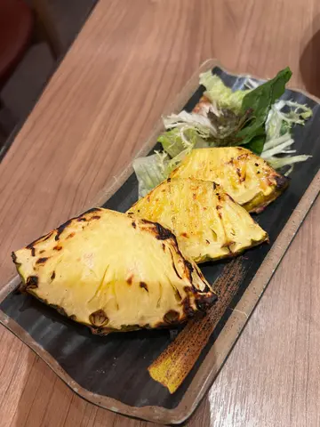 燒溫室甜菠蘿（1客）