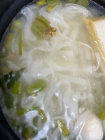 所謂船河完全係清湯魚蛋粉