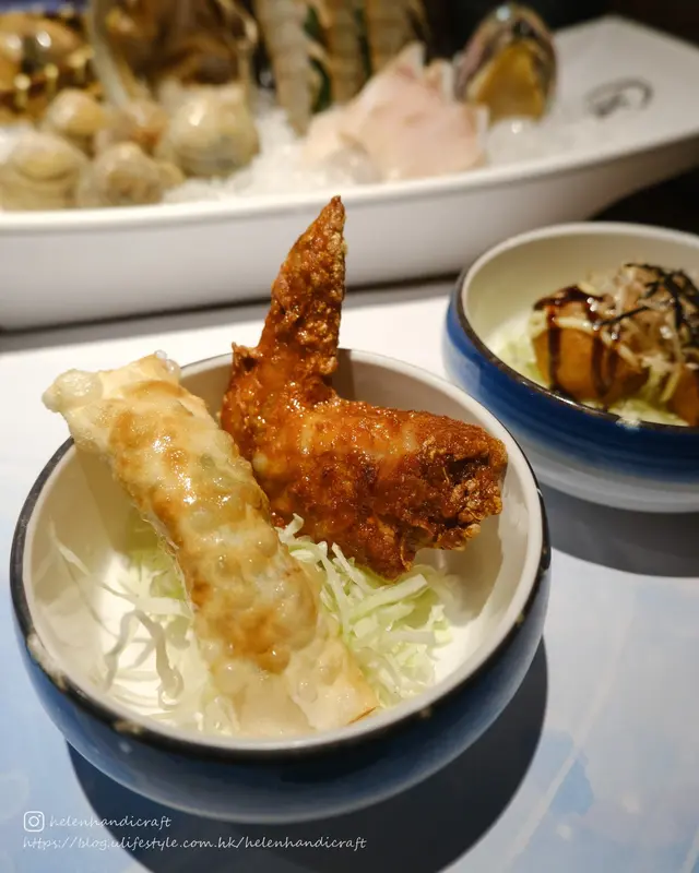 餃子同芝麻雞翼