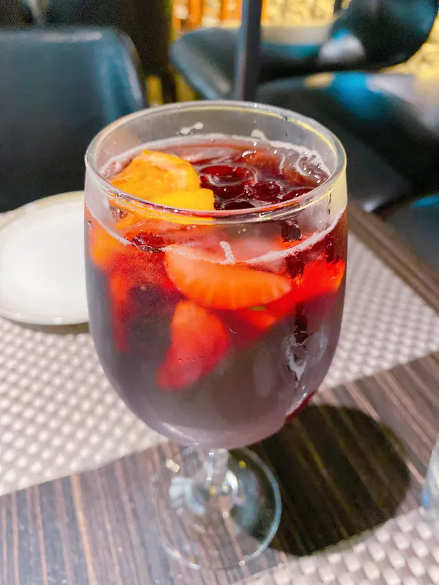 Rojo Sangria