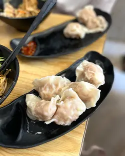带子韭黄鲜肉饺