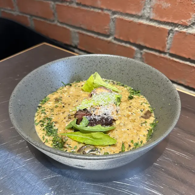 蘑菇奶油牛柳意式燉飯