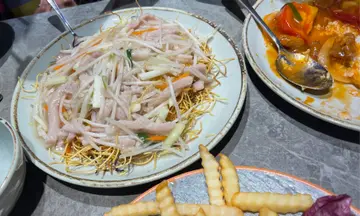 下午茶肉絲炒麵