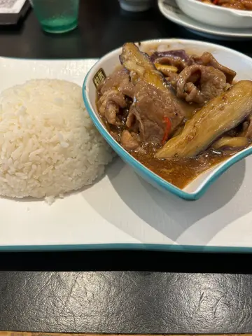 黑椒茄子牛肉饭