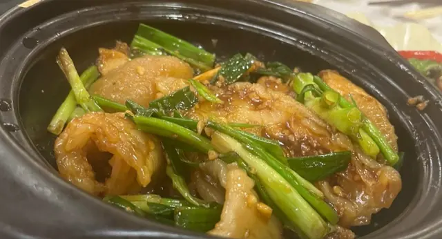 薑蔥花膠海參煲