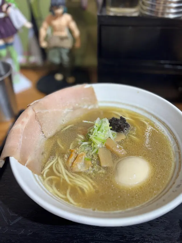 松露淡麗貝汁湯拉麵