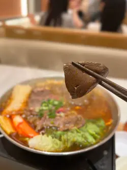 台湾本味麻辣鸭血锅