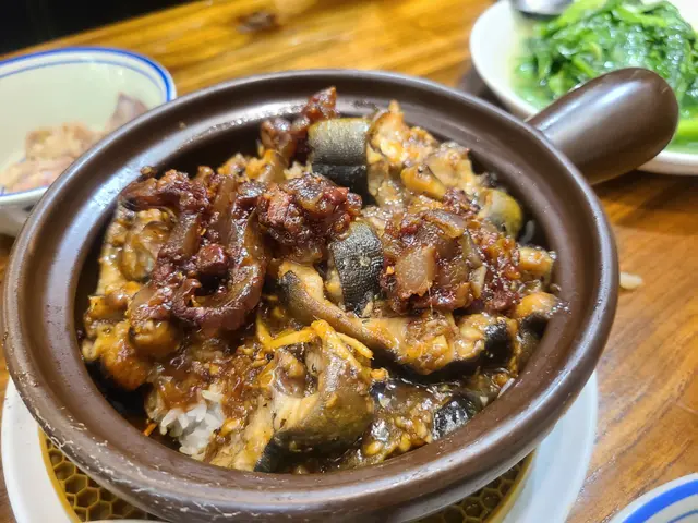 黃鱔煲仔飯
