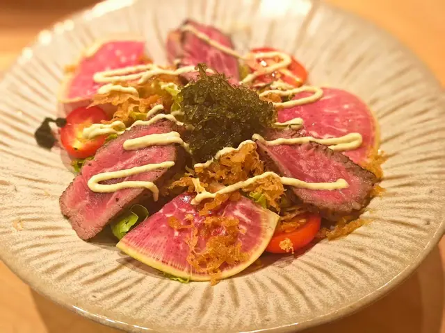 半生熟烤牛肉沙律