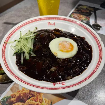 炸醬麵