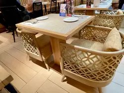 我哋系坐同款嘅座位
