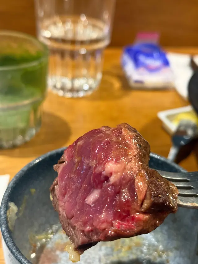 扒西冷220克 • 精選時菜 • 薯蓉